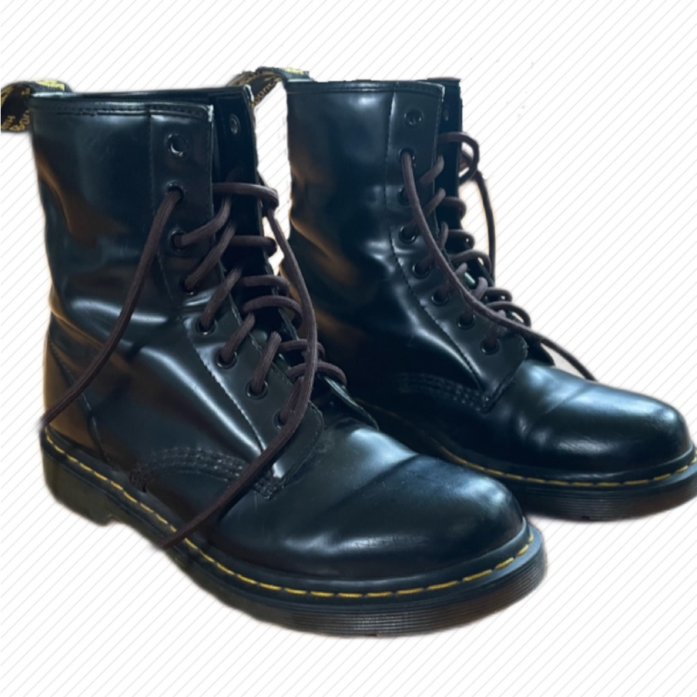 Dr Martens 11821 Combat Boots Womens Size 9